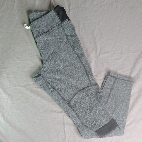 lululemon athletica Pants - Lululemon Motivate Leggings Women's Size 8 Gray Black Athletic Yoga